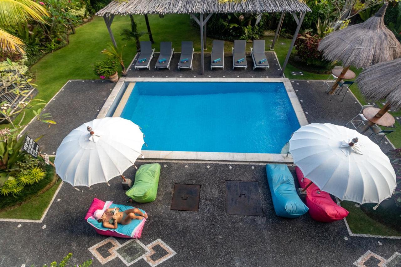 D-Anyar Stay And Surf Canggu Екстериор снимка